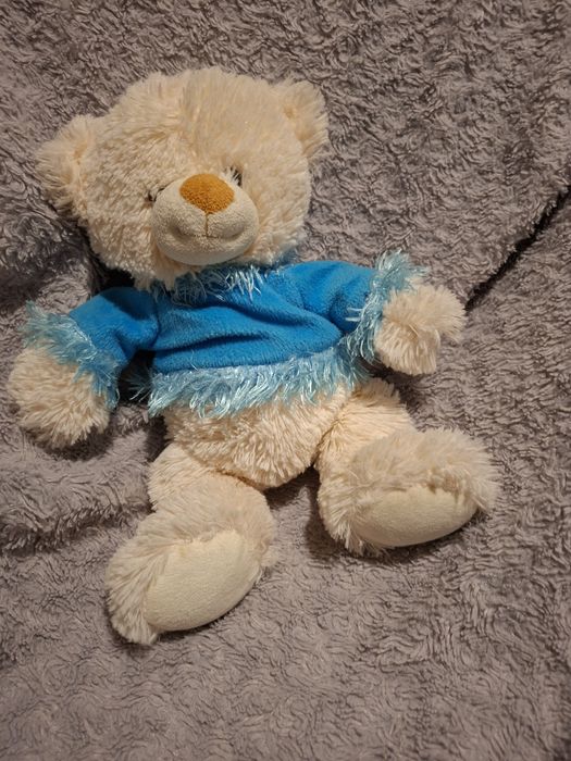 Biały miś pluszowy