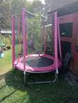 Trampolina ogrodowa dla dzieci