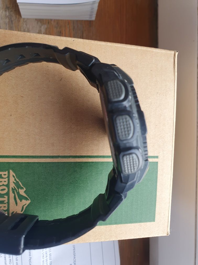 Casio PROTREK PRG 270-solar