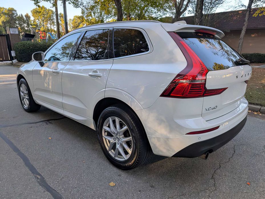 Volvo XC60      2020