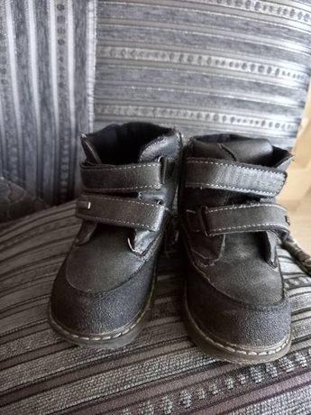 Дитячі чоботи черевики