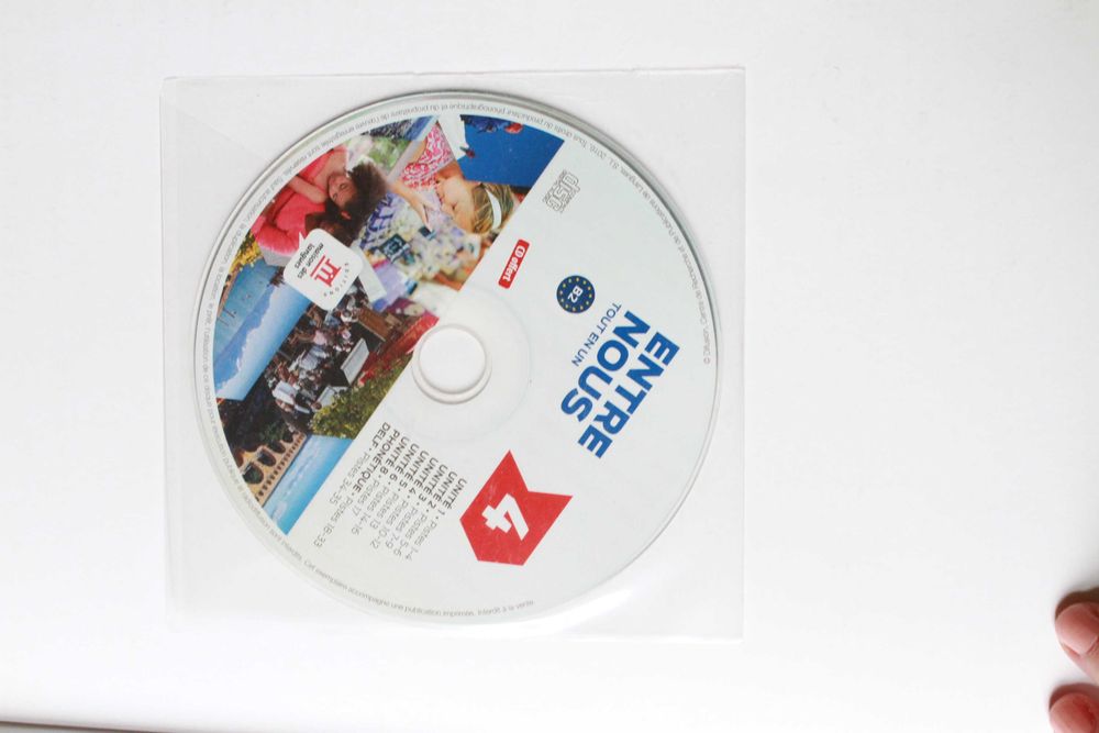 Książka do nauki języka francuskiego Entre nous 4