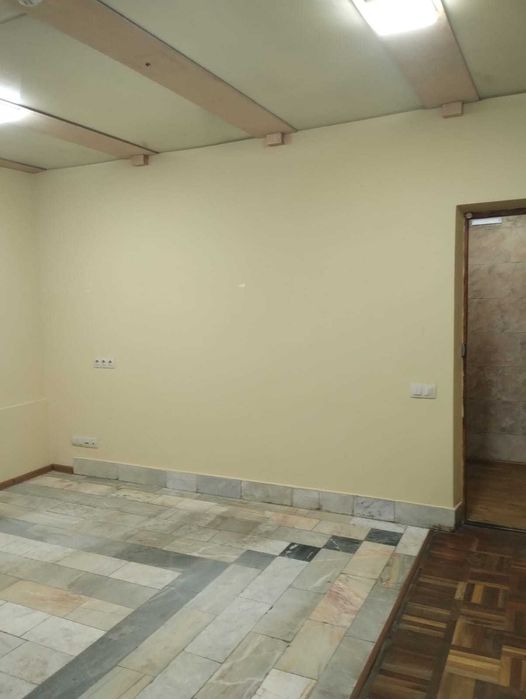 Оренда: Приміщення (140 м2) вул. Героїв Космосу 17