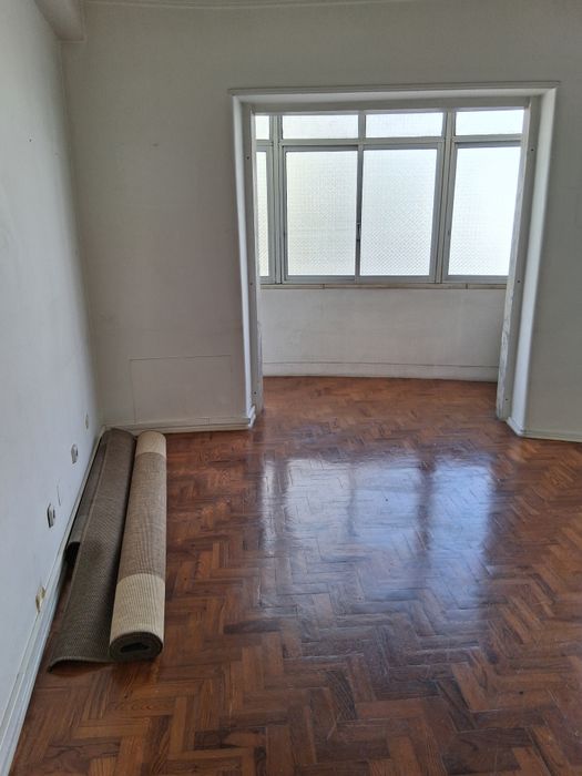 Arrendamento sala em escritório de advogados