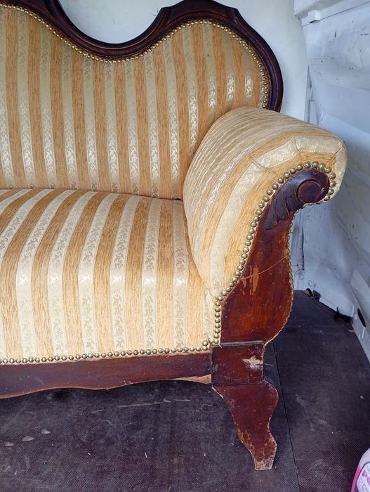 Kanapa Sofa w stylu Biedermeier nowe obicie