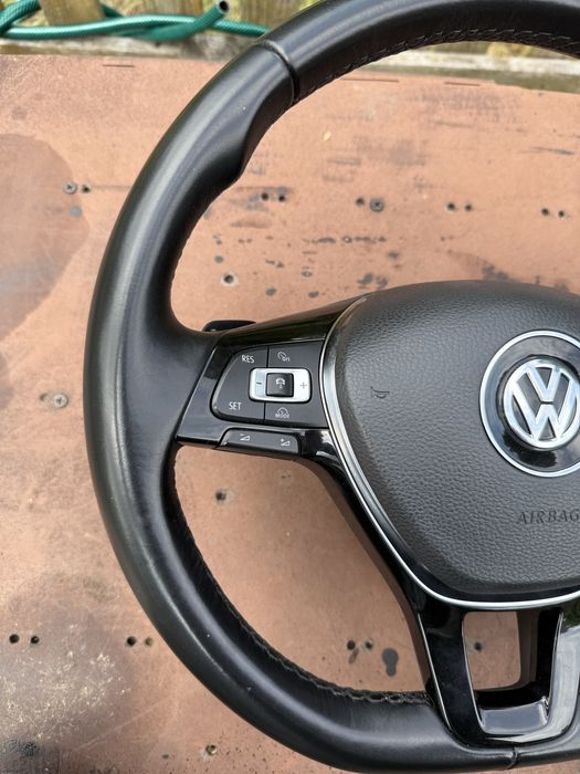 Kierownica VW Tiguan 5NA