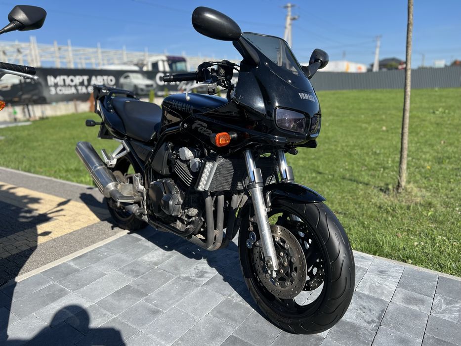 YAMAHA FZS 600 Fazer 2000