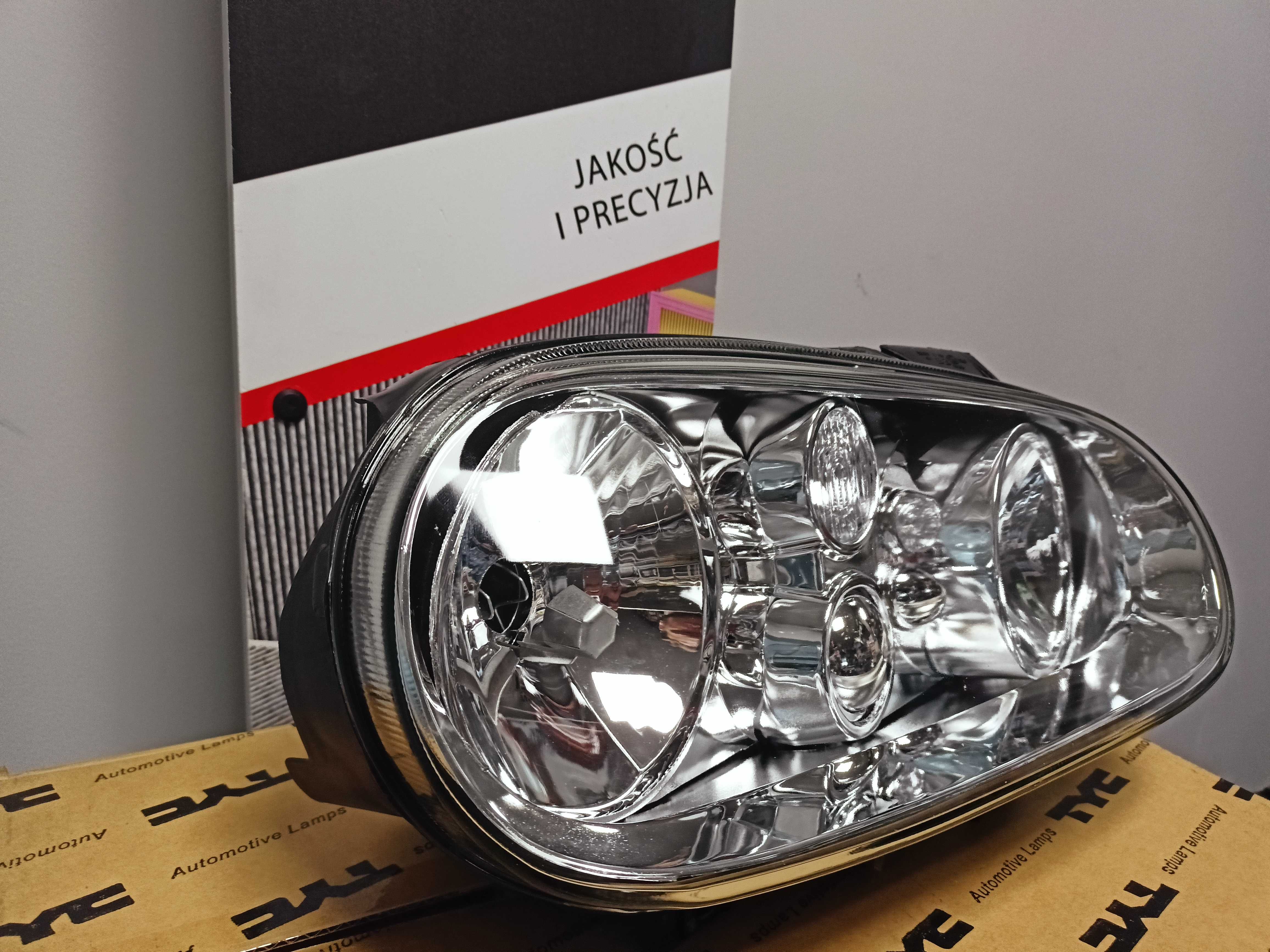 VW Golf IV- Lampa/Reflektor przód prawy /H7+H1/