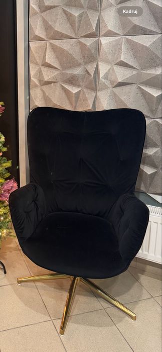 Czarny Uszak Krecony !!