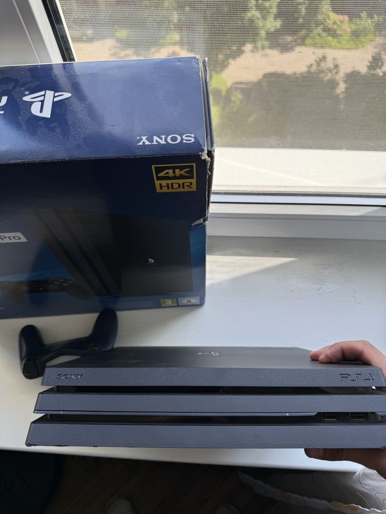 Playstation 4 pro 1TB 3 ревізії