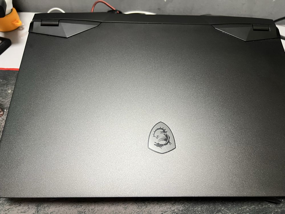 Msi GP76 Leopard (i7-11800H, RTX 3070)