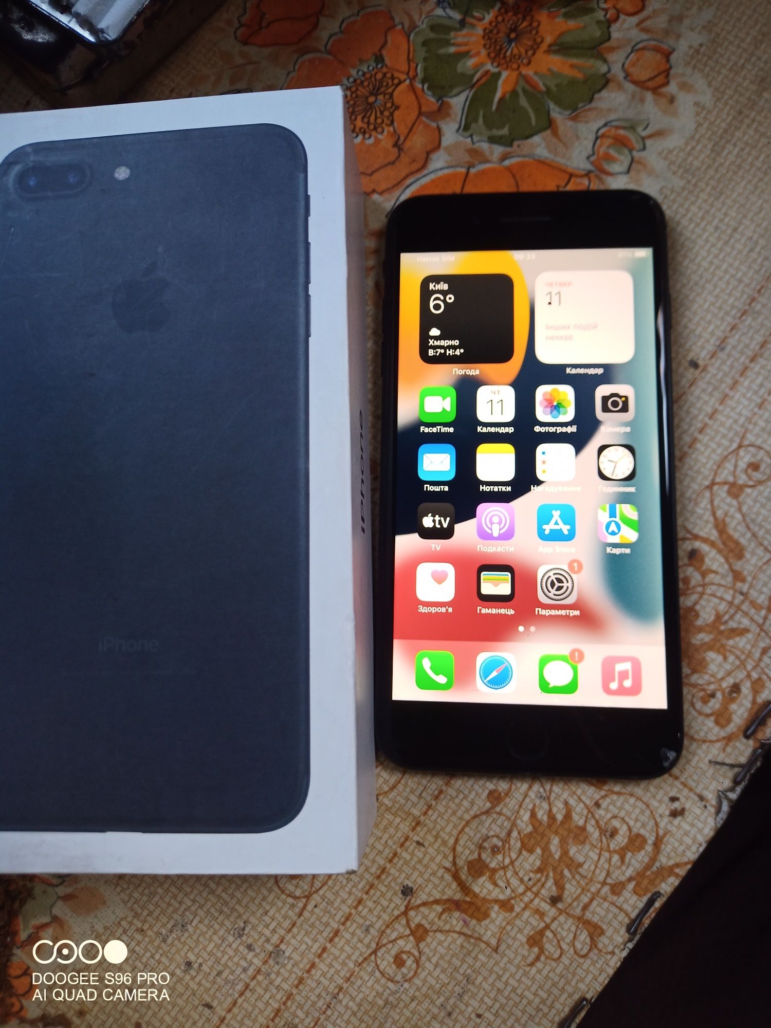 Apple iPhone 7 plus 128 Rsim робочий