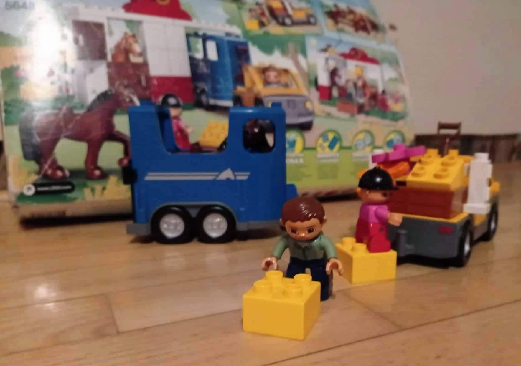 Sprzedam klocki LEGO duplo