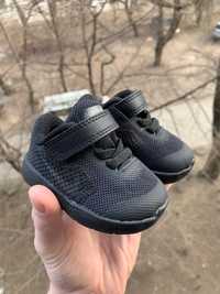 Офигенные НОВЫЕ детские кроссовки Nike REVOLUTION 3 оригинал