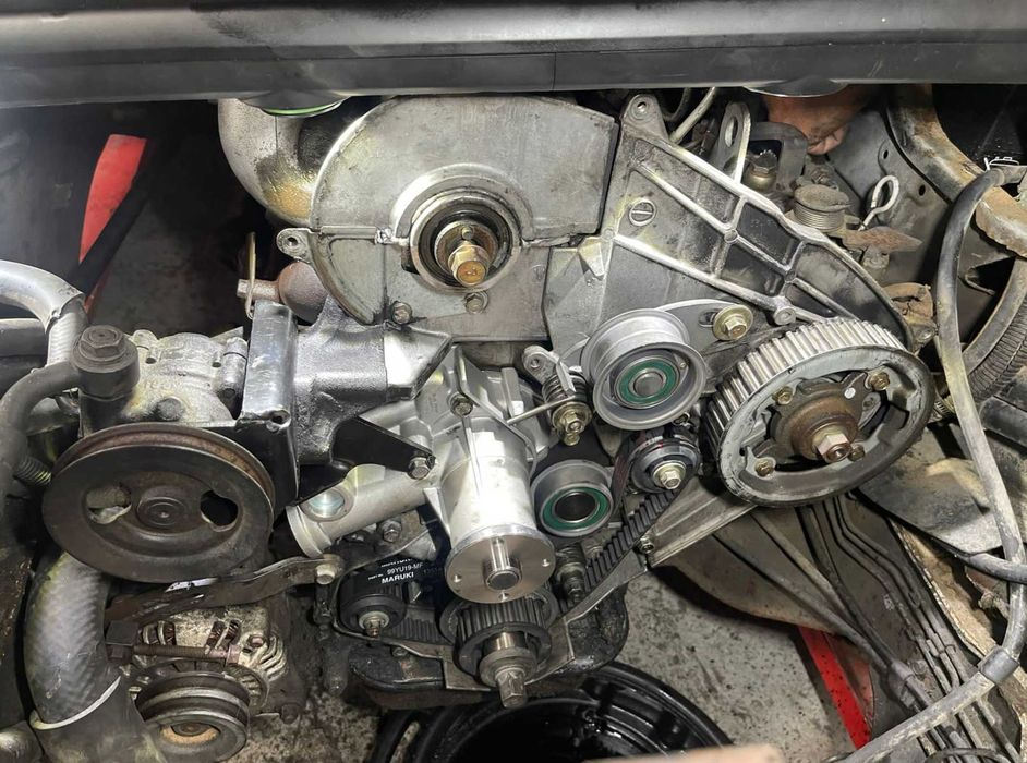 ** *Mitsubishi L300 VAN ***