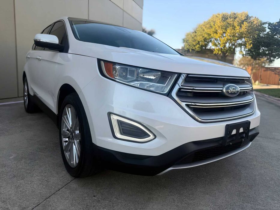 Ford Edge Titanium      2018