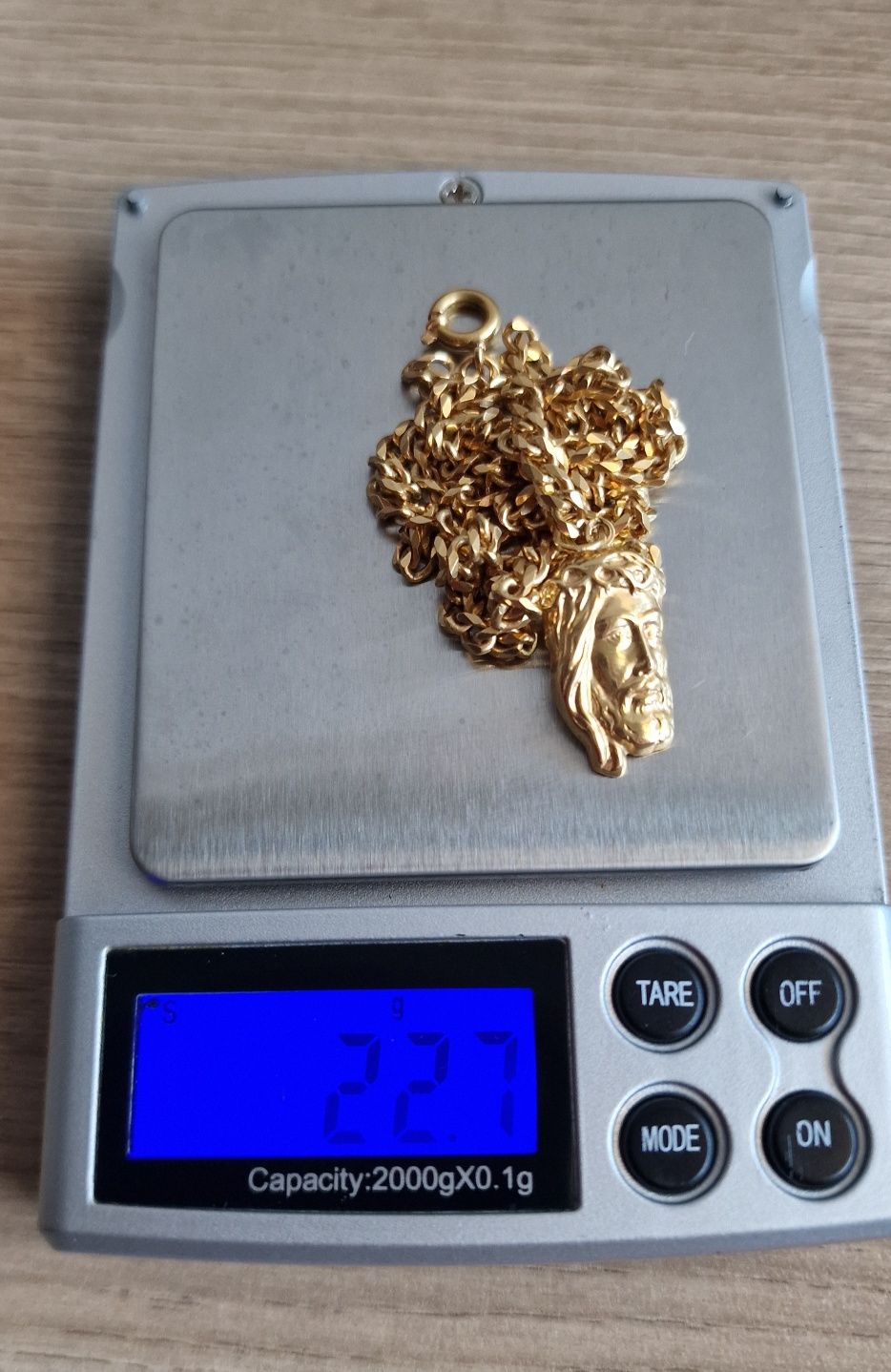 Fio em Ouro com Cristo 19.2 Quilates