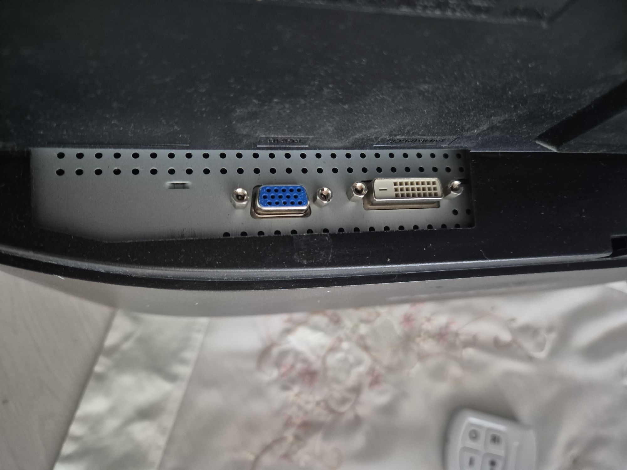 Sprzedam monitor do komputera samsung