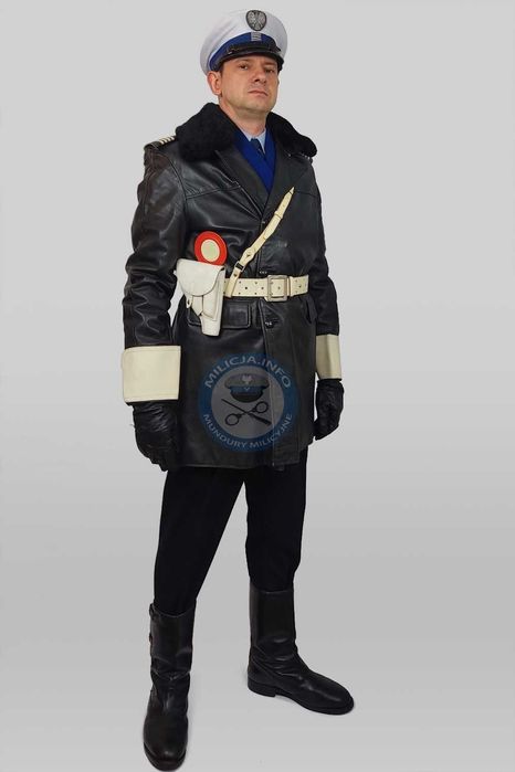 Wypożyczalnia mundurów i grupa rekonstrukcyjna Milicja ZOMO Policja