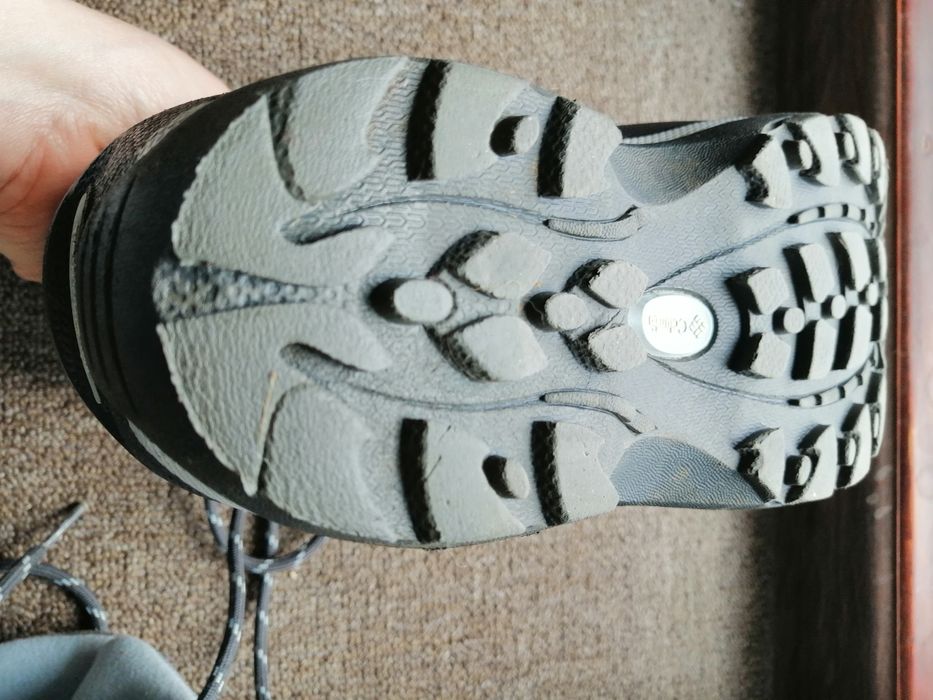 Columbia 37,5-38 р. черевики для трекінгу  жіночі