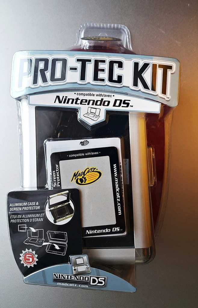 Aluminiowe Etui MadCatz Pro-Tec Kit do konsoli DS