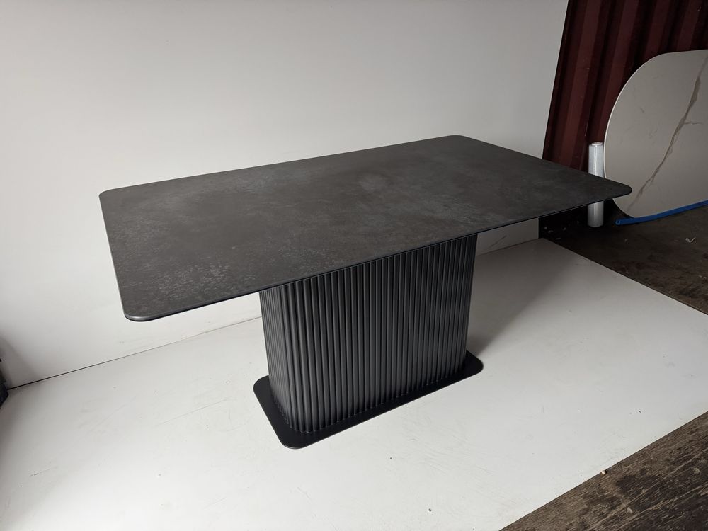 Stol producent table metal spiek kwarcowy podstawa stal NOWY