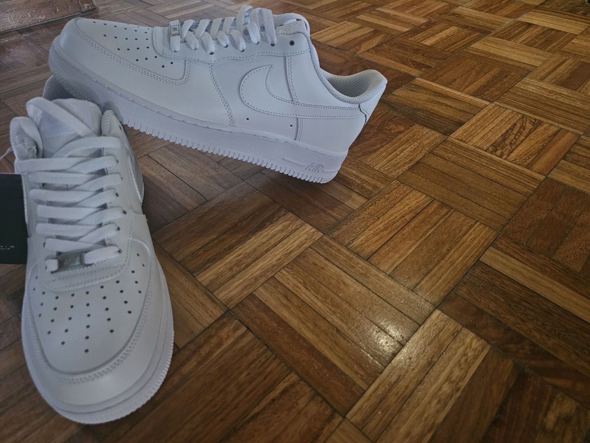Nike Air Force 1 [NOVO)