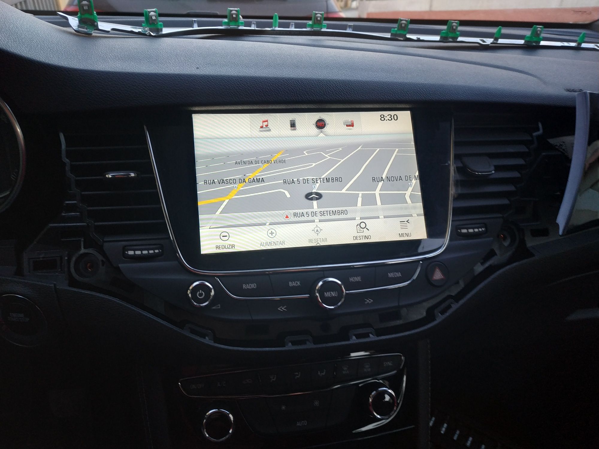 LCD, displays reparação Opel, Audi,Volkswagen, Peugeot, Niss