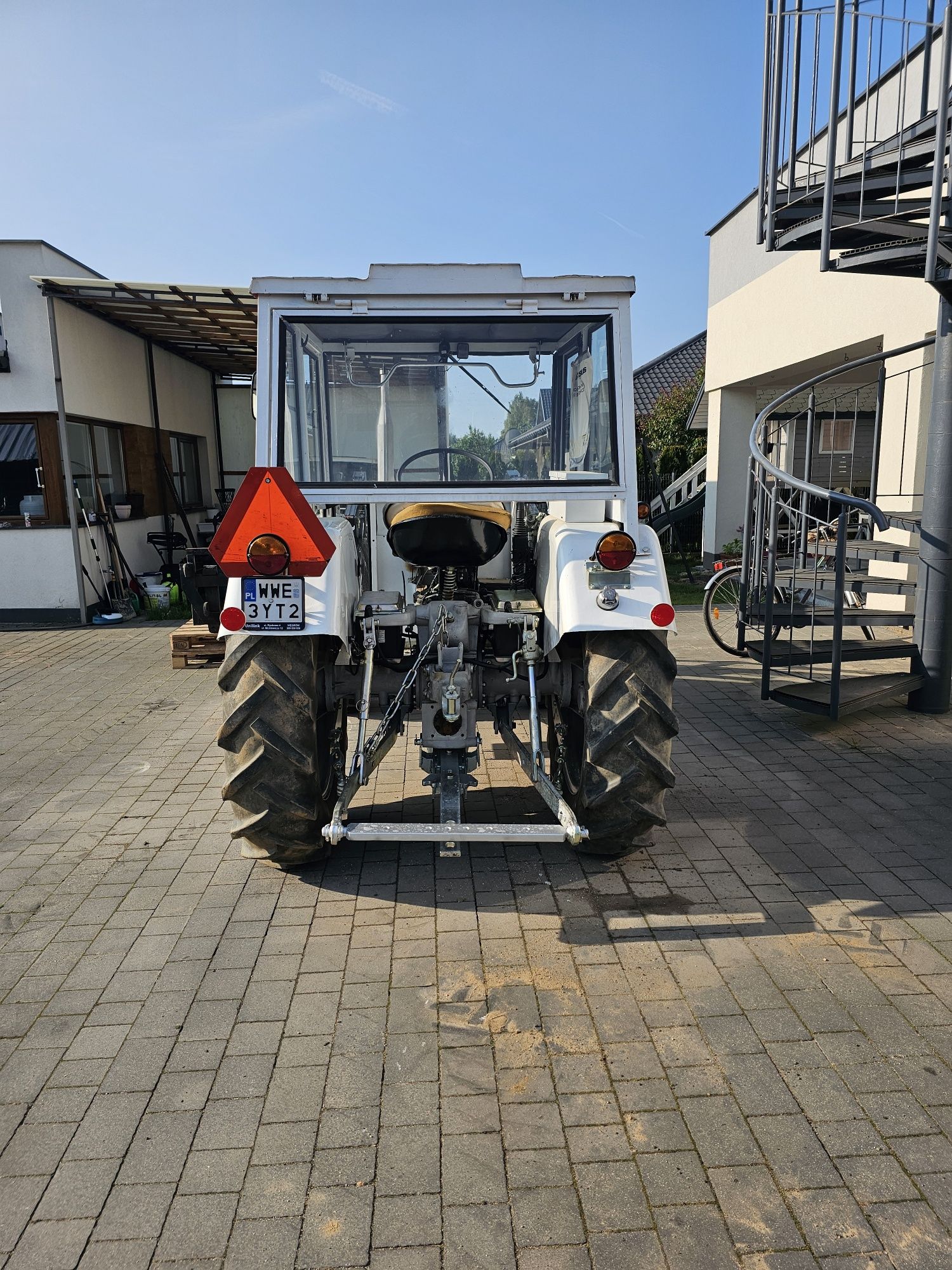 Sprzedam ciągnik C330