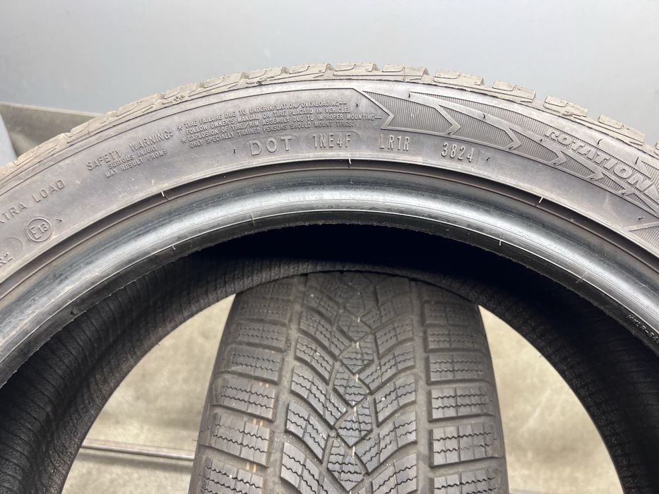 Шини 2024р 8мм як Нові зима 225 45 R18 Goodyear UltraGrip зимові пара