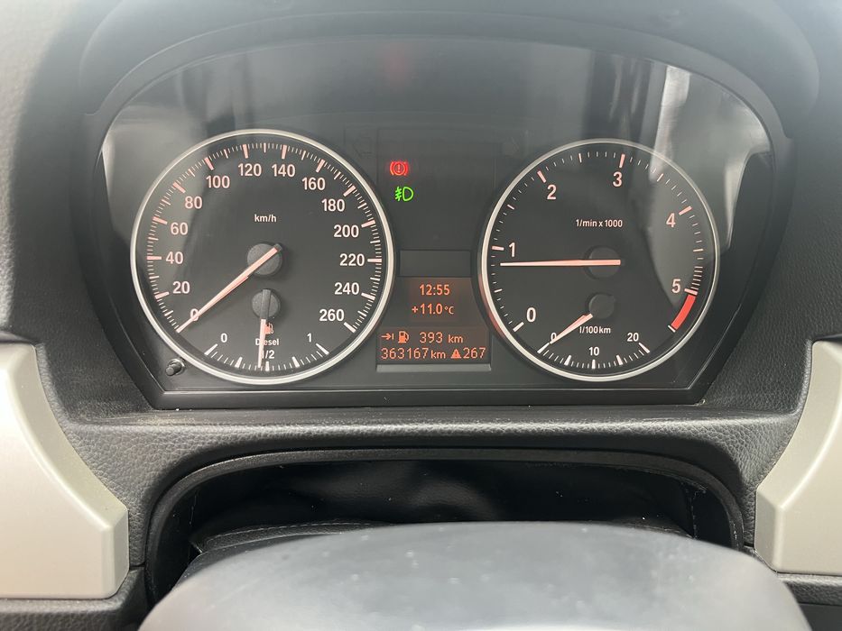 Bmw E91 2.0d 318d 143km navi skory climatronic grzane fotele