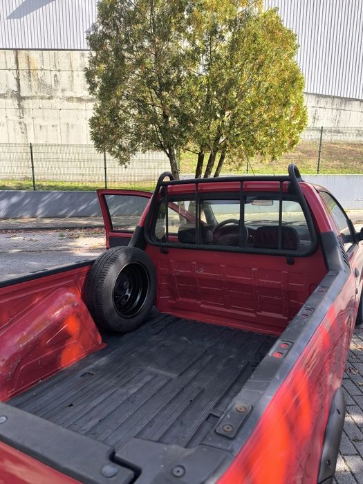 Fiat Strada 1.9D Nacional