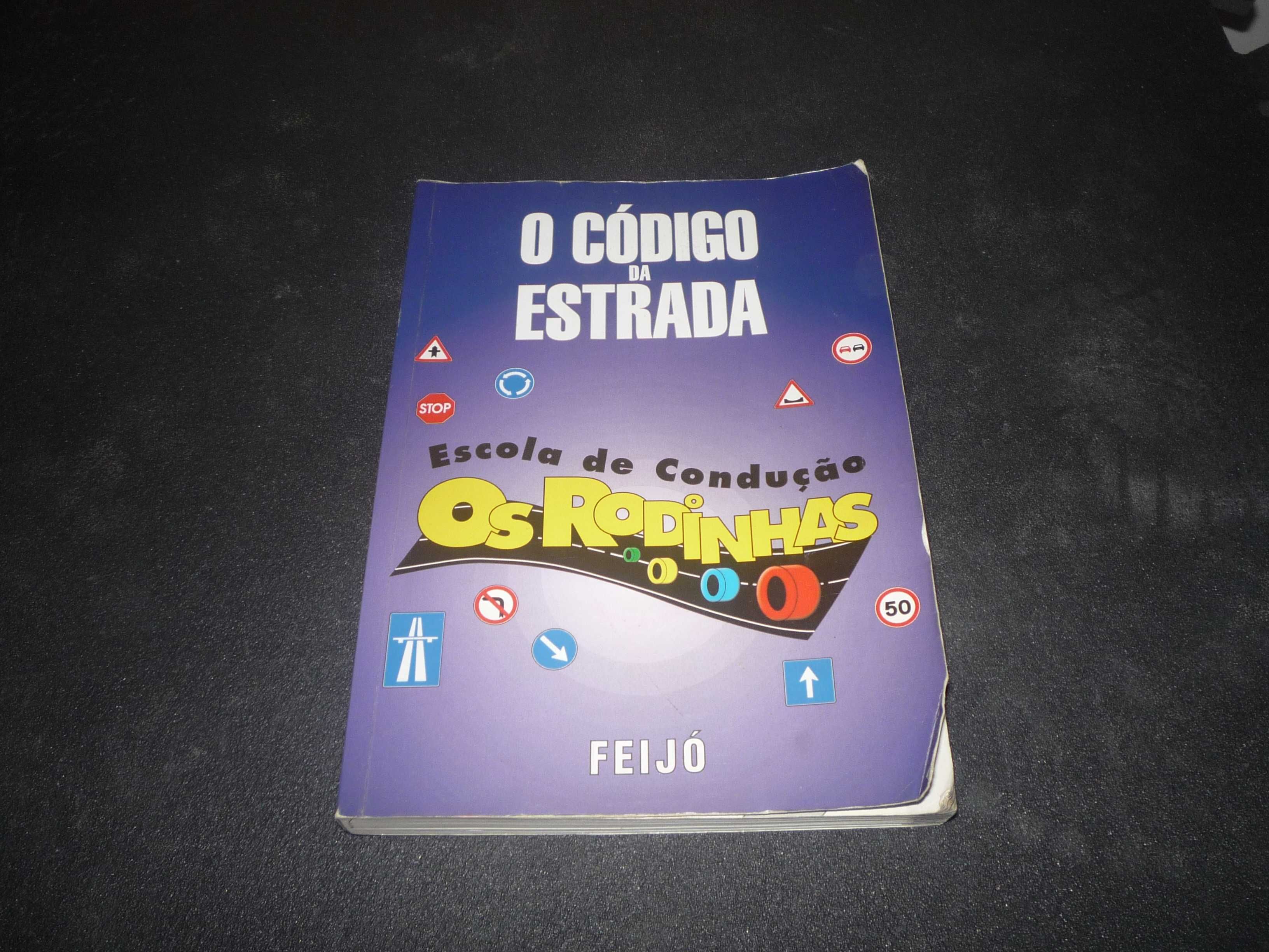 Ofereço Livro de Código