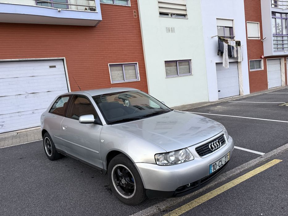 Audi a3 1.6 8L gasolina