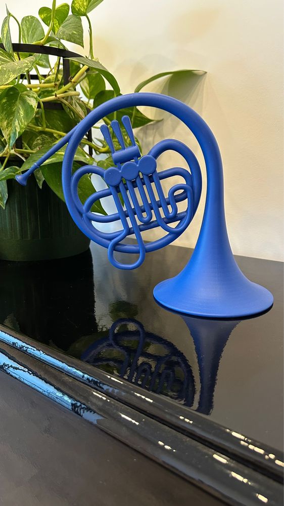 Blue French horn how I met your mother