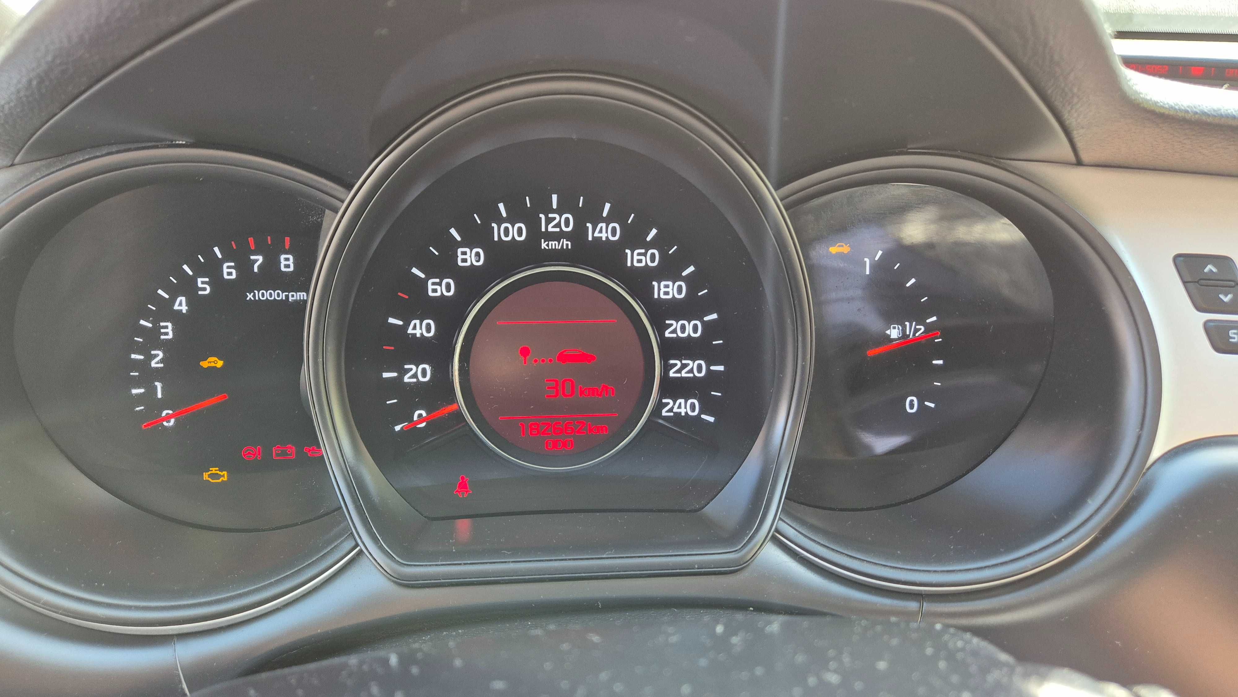 Kia Ceed-II 1.4i 16V benzyna 2014 rok
