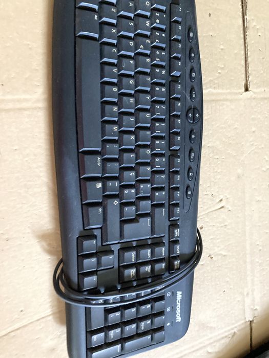 Teclado + Ecrã TFT Samesung e colunas