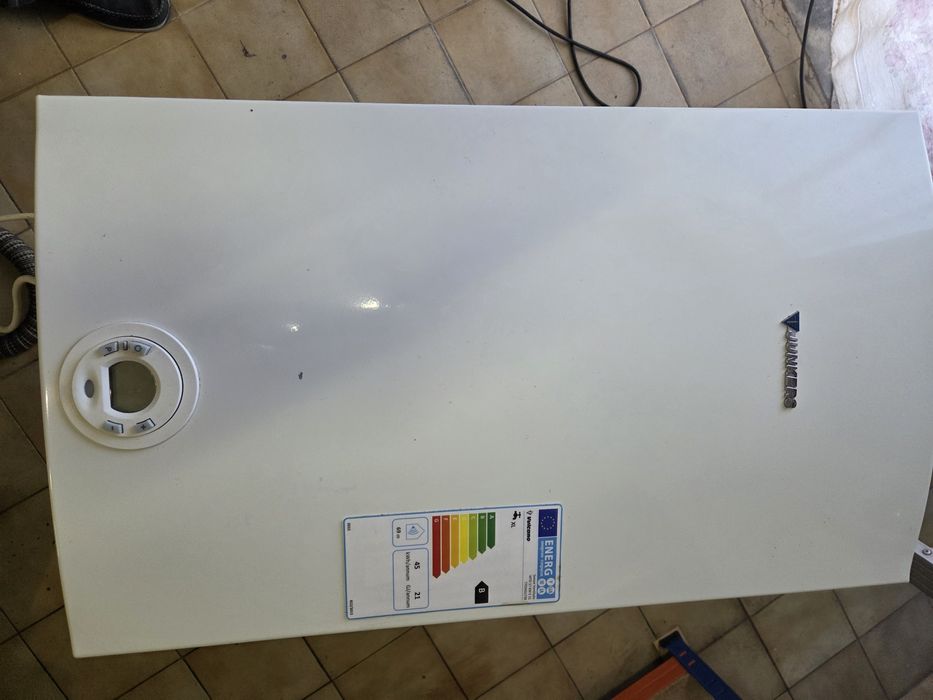 Esquentador 27 litros gas natural novo