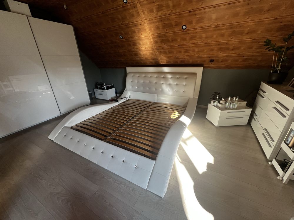 Łóżko 180x200 beżowa ekoskóra podświetlenie led