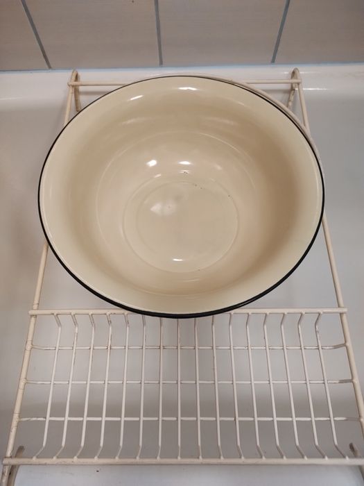 Pòłka, stelaż, nadstawka na wanne z miską emaliowana 42cm, uchwyt na m