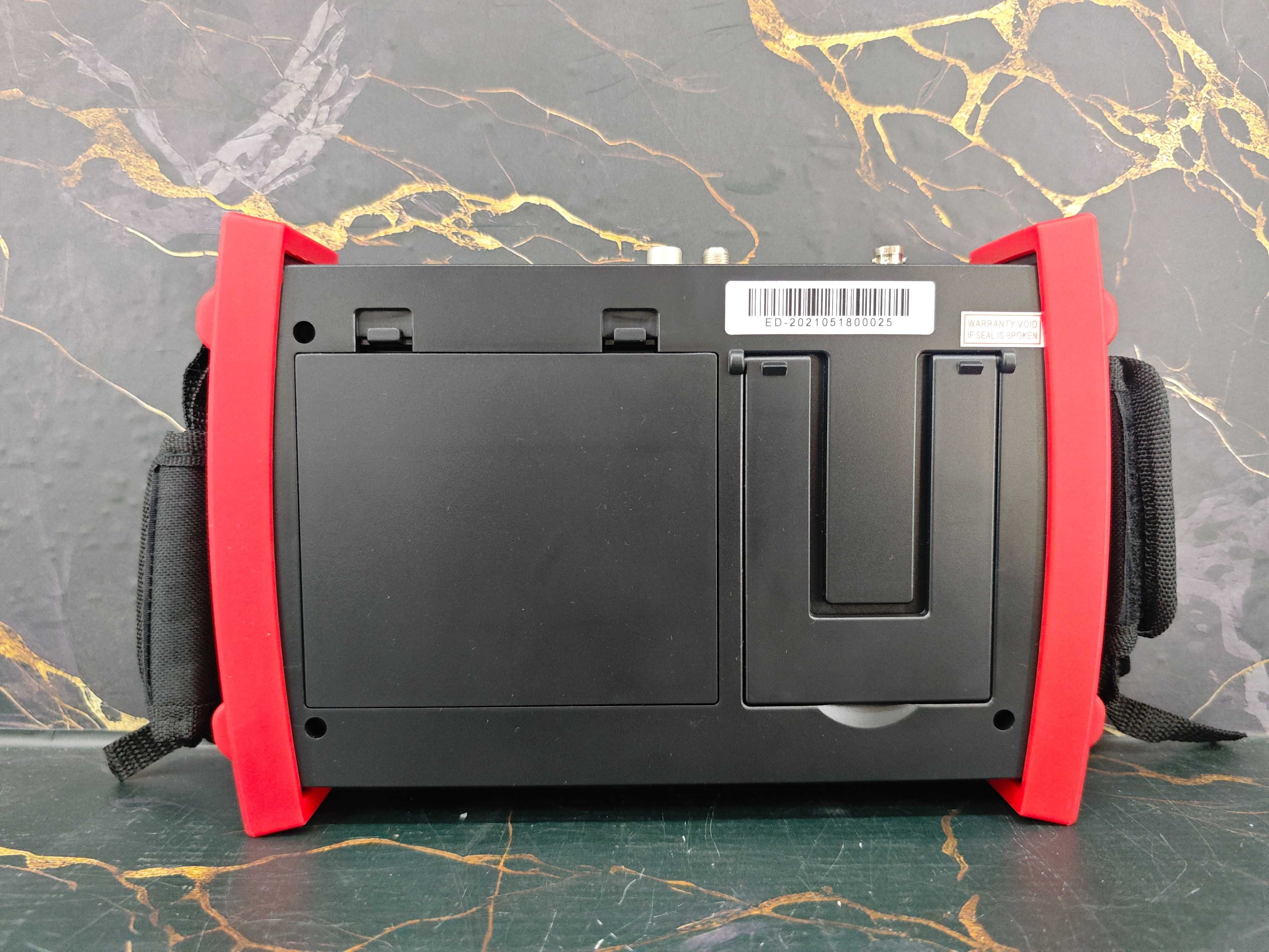 Miernik Amiko X-Finder 3 - SAT, DVB-T2, DVB-C - komplet walizka