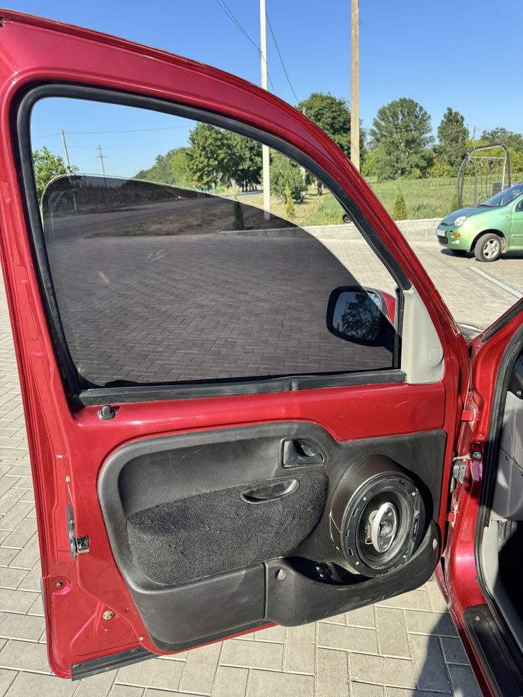 Продам своє Renault Kangoo 2005