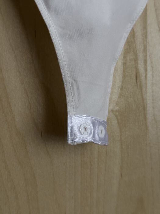 Białe koronkowe body, z dzianiny rozmiar S
