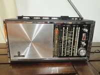 Stare radio tranzystorowe Grundig Satellite 6001.