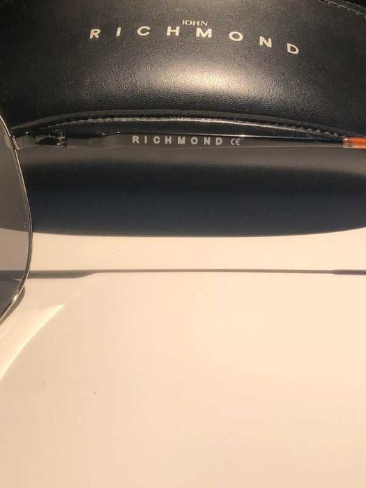 Óculos de Sol John Richmond