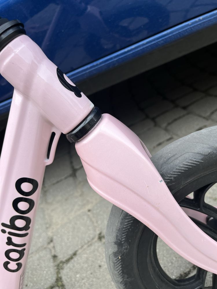 Cariboo magnesium rowerek biegowy