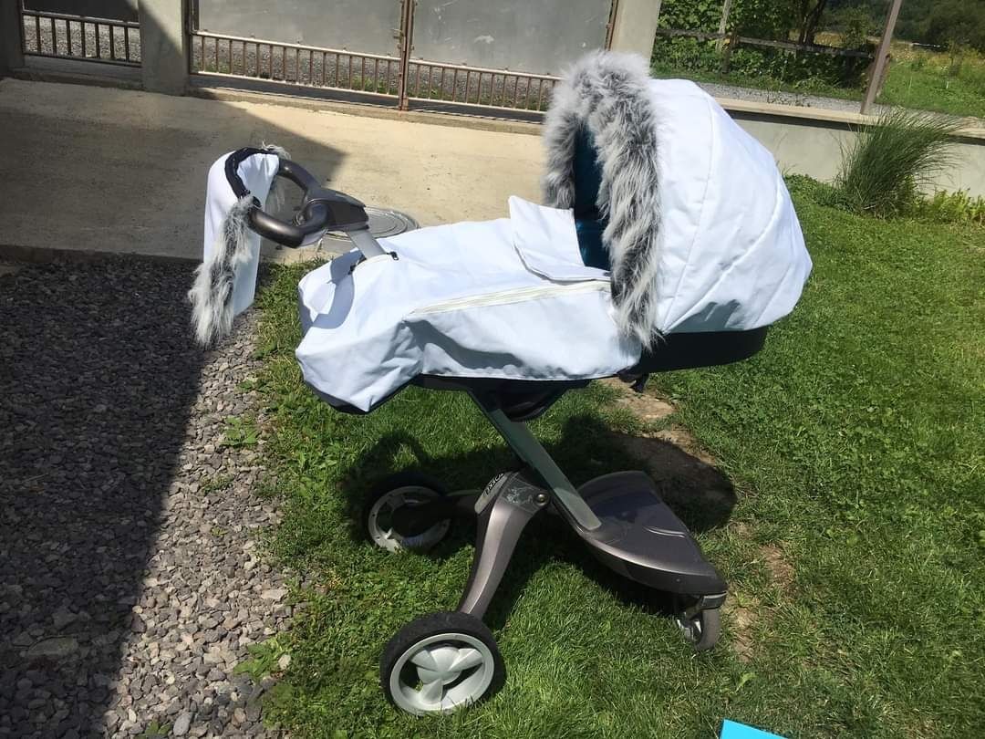 Дитяча коляска Stokke