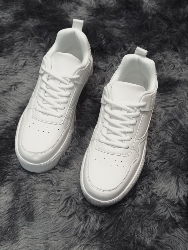 Buty sportowe męskie typu Sneakersy na grubej podeszwie | 42