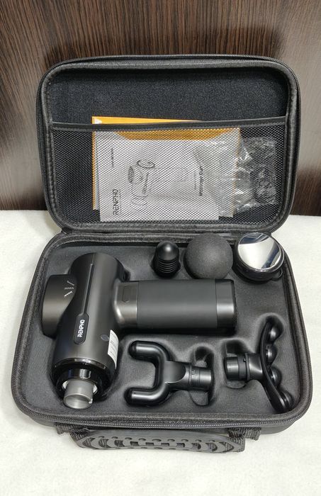 Renpho masażer pistoletowy z podgrzewaną głowicą Bluetooth