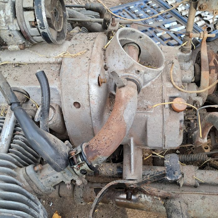 Двигатель і кпп мотоцикл мт дніпро